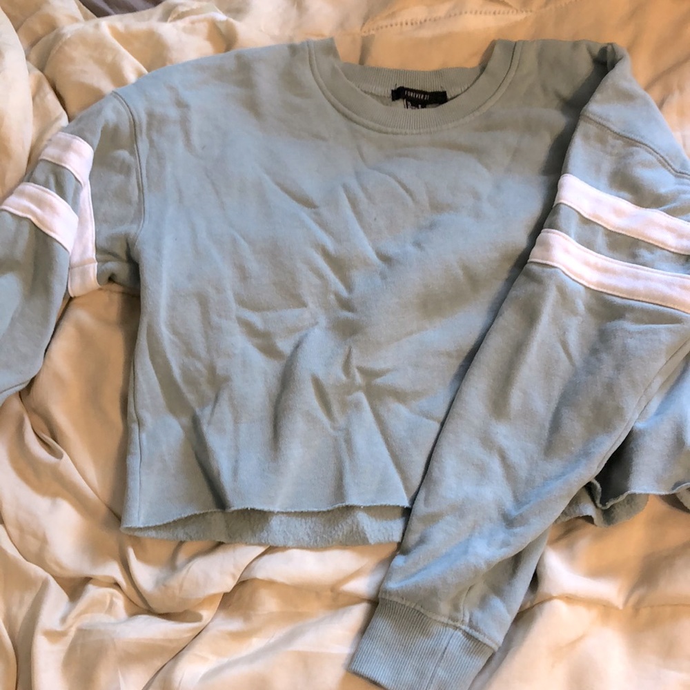 *FREE ADD ON* Forever 21 Cropped Sweatshirt, Size Medium